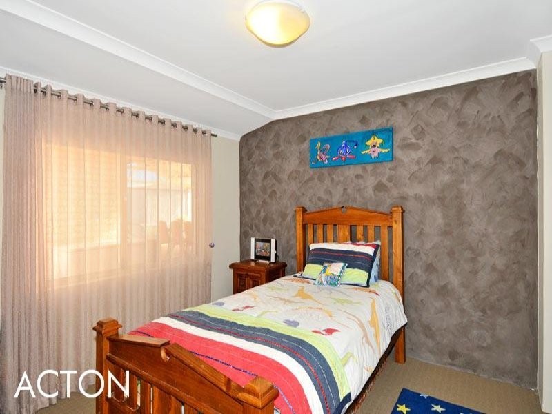 57 Country Road, Pinjarra WA 6208