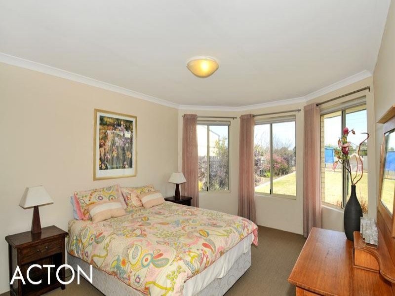 57 Country Road, Pinjarra WA 6208