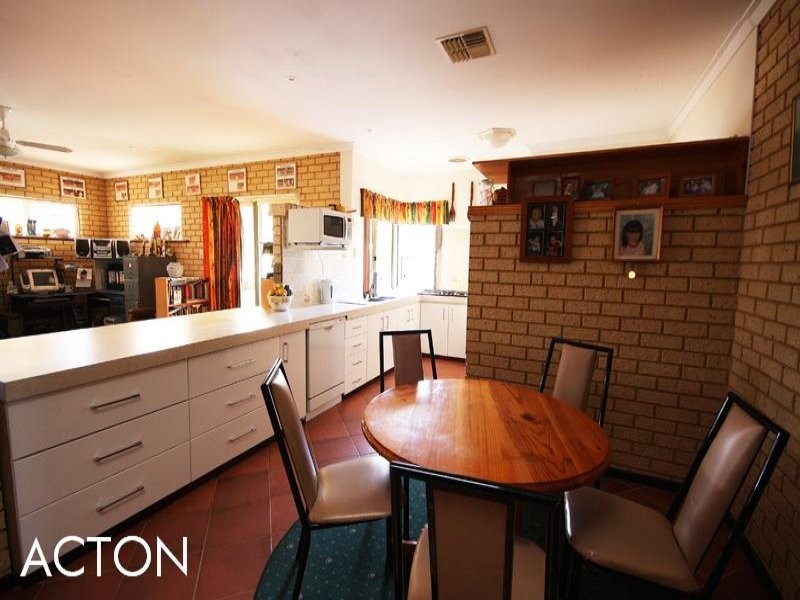 10 Vanessa Road, Falcon WA 6210