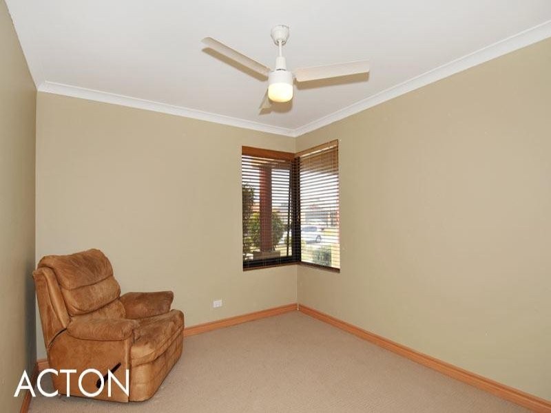 13 Portrush Parade, Meadow Springs WA 6210