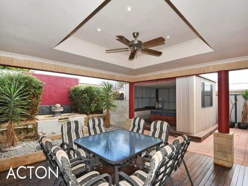 13 Portrush Parade, Meadow Springs WA 6210