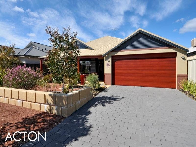 5 Black Swan View, Dudley Park WA 6210