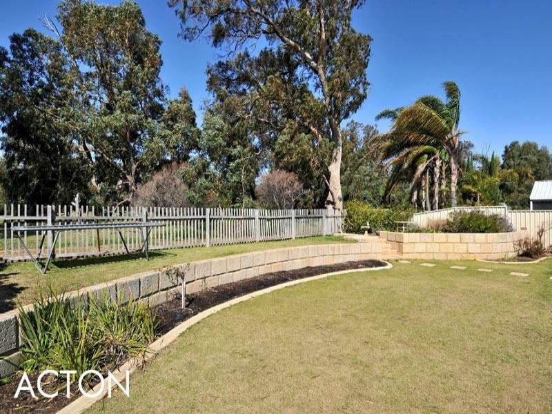 41 Summerlea Avenue, Meadow Springs WA 6210