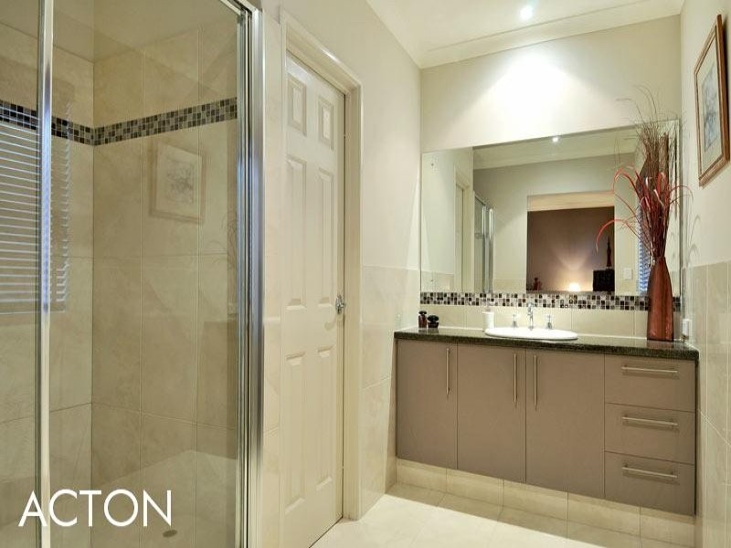 3 Pacifica Way, Dudley Park WA 6210