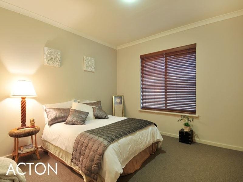 3 Pacifica Way, Dudley Park WA 6210