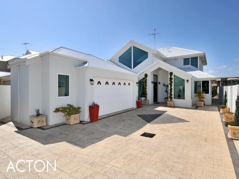 11 Reverie Mews, Halls Head WA 6210