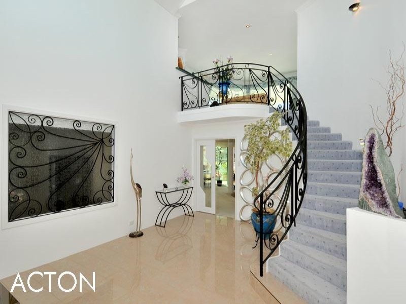 11 Reverie Mews, Halls Head WA 6210