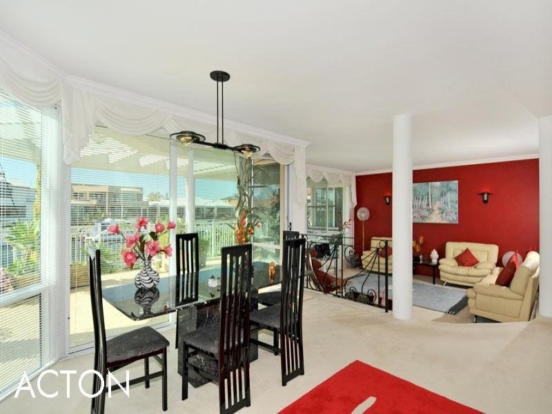 11 Reverie Mews, Halls Head WA 6210