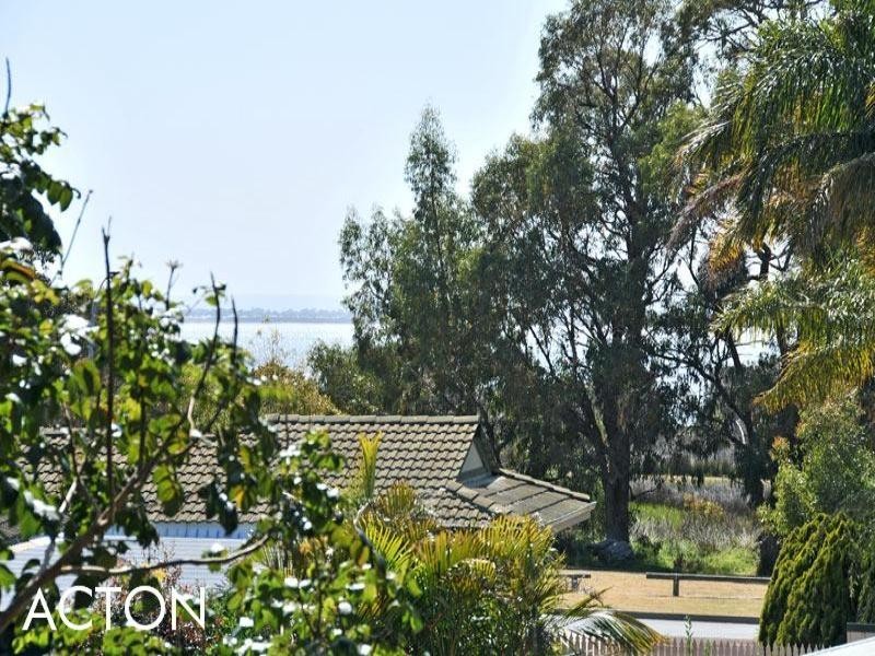 2 Nutbush Avenue, Falcon WA 6210