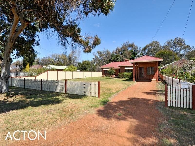 10 Paterson Road, Pinjarra WA 6208