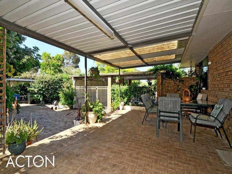 9 Beacham Street, Coodanup WA 6210