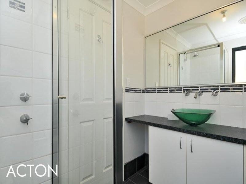 2 Bush View, Wannanup WA 6210