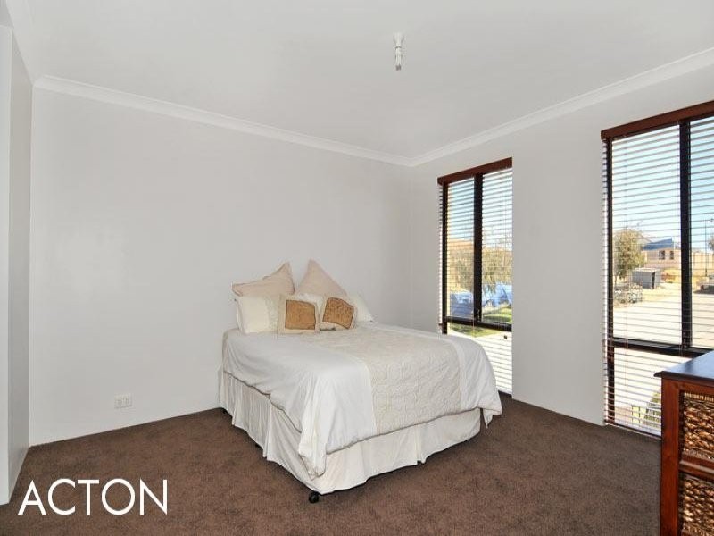 2 Bush View, Wannanup WA 6210