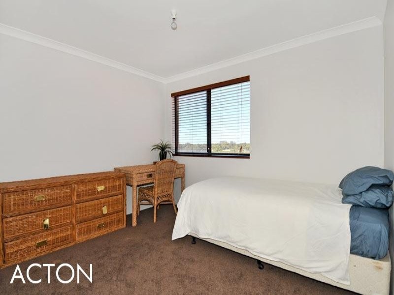 2 Bush View, Wannanup WA 6210