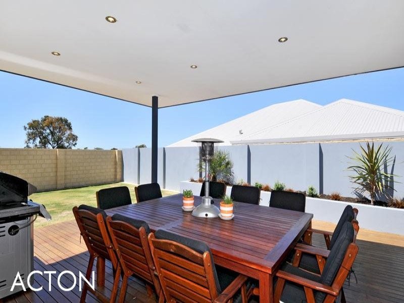 2 Bush View, Wannanup WA 6210