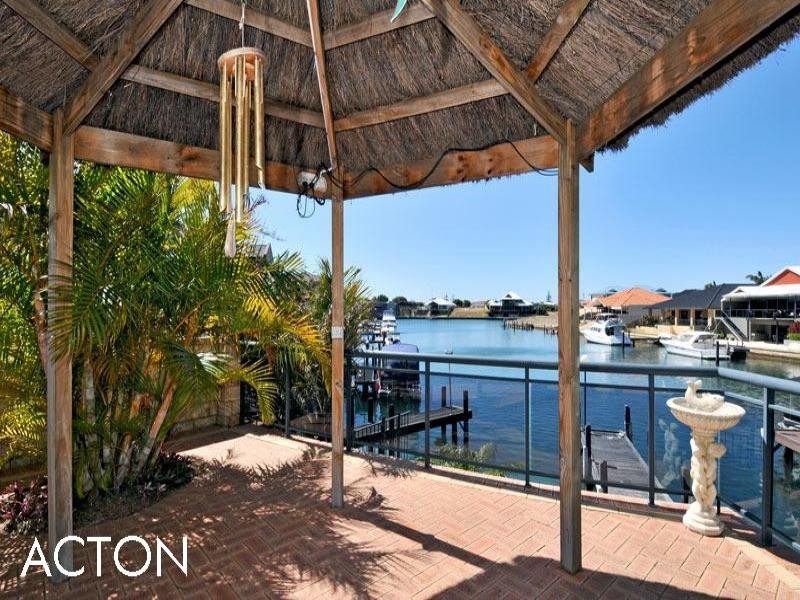 21 Eunamara Retreat, Halls Head WA 6210