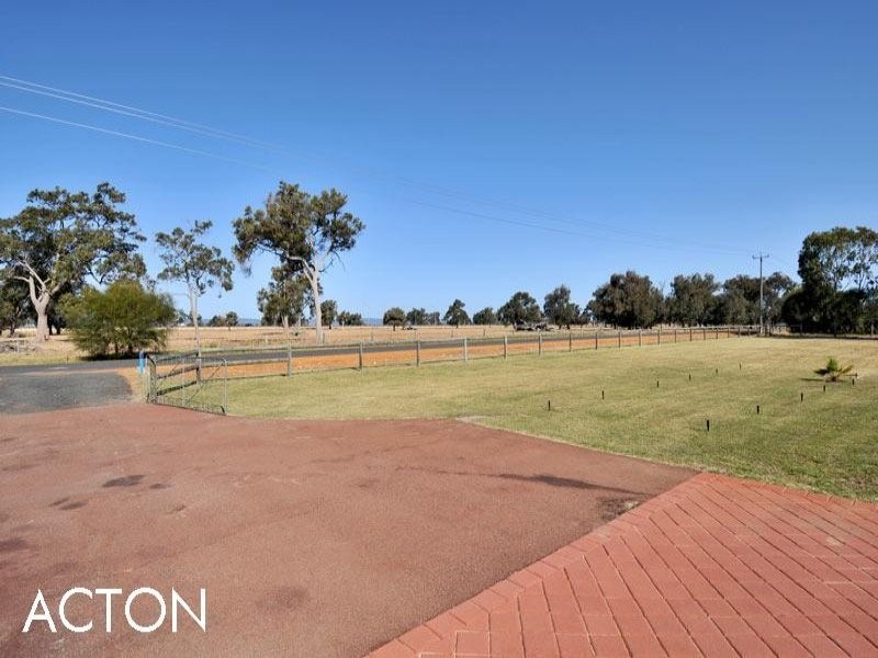 133 Fiegert Road, Barragup WA 6209