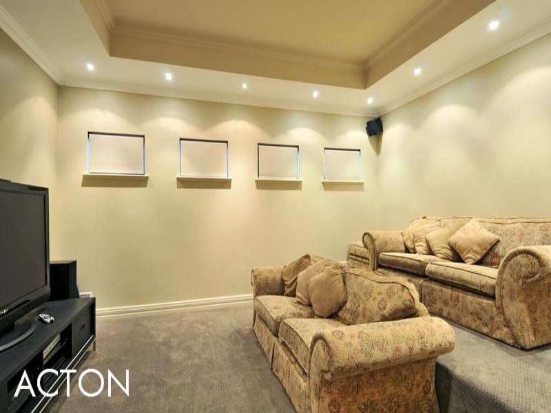 10 Cordia Way, Halls Head WA 6210