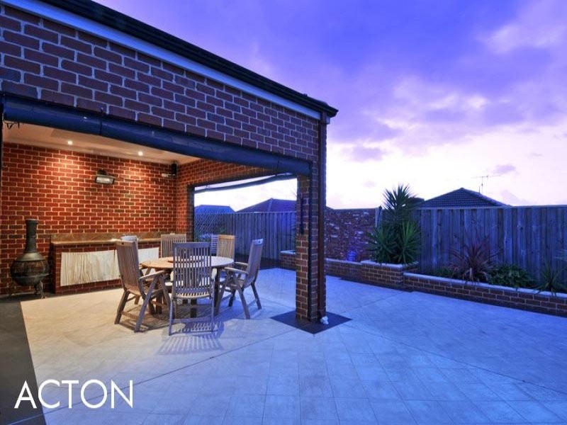 10 Cordia Way, Halls Head WA 6210