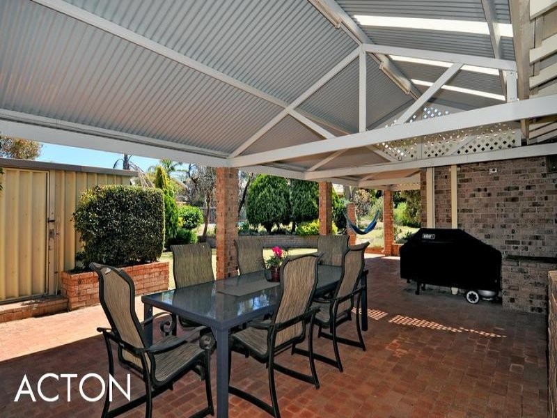 6 Banyon Close, Halls Head WA 6210