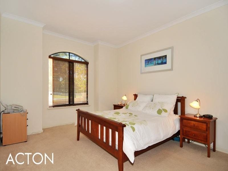 21 Pacifica Way, Dudley Park WA 6210