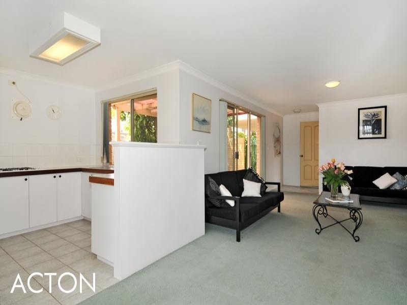 3/2 Creery Street, Dudley Park WA 6210