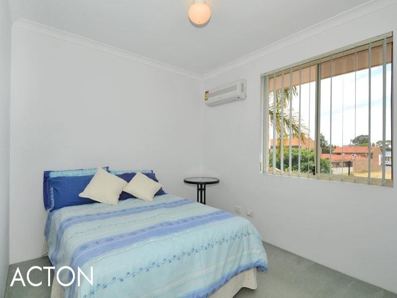 3/2 Creery Street, Dudley Park WA 6210