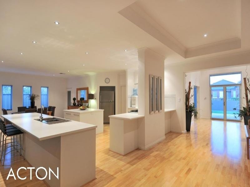 61 Camden Way, Meadow Springs WA 6210