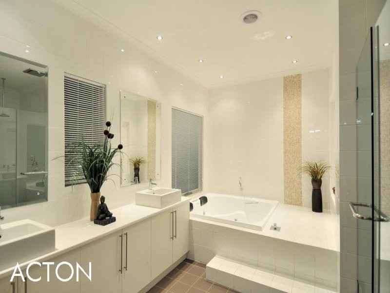 61 Camden Way, Meadow Springs WA 6210