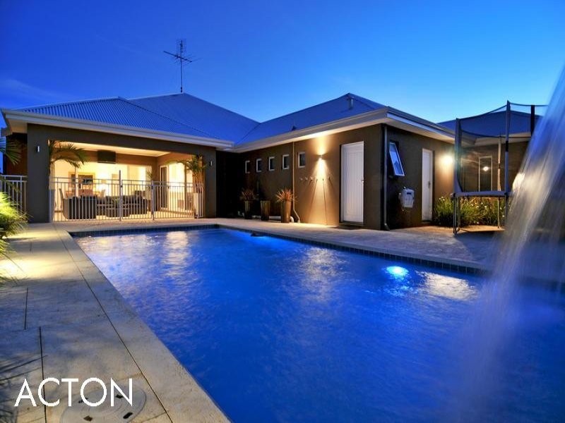 61 Camden Way, Meadow Springs WA 6210