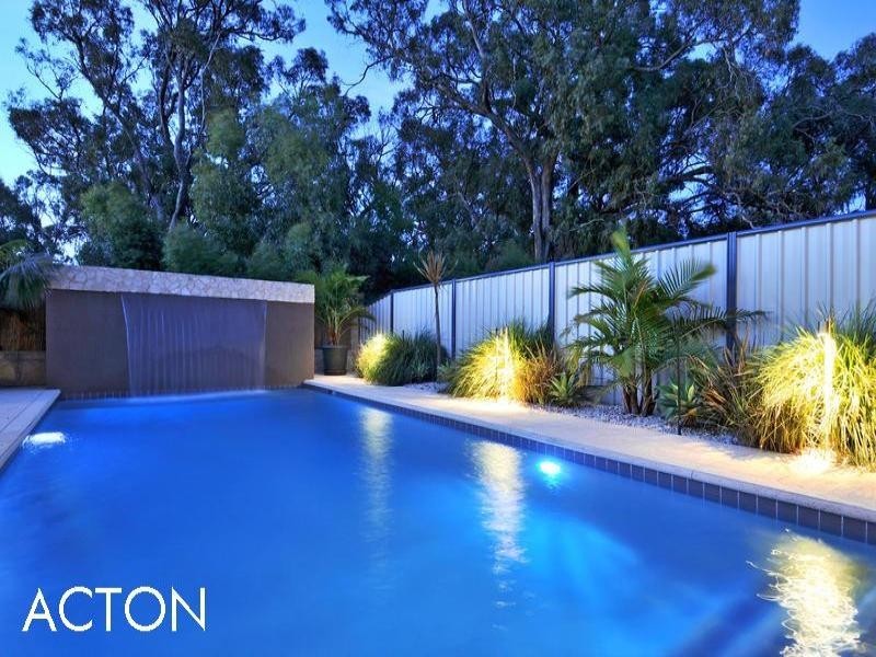 61 Camden Way, Meadow Springs WA 6210