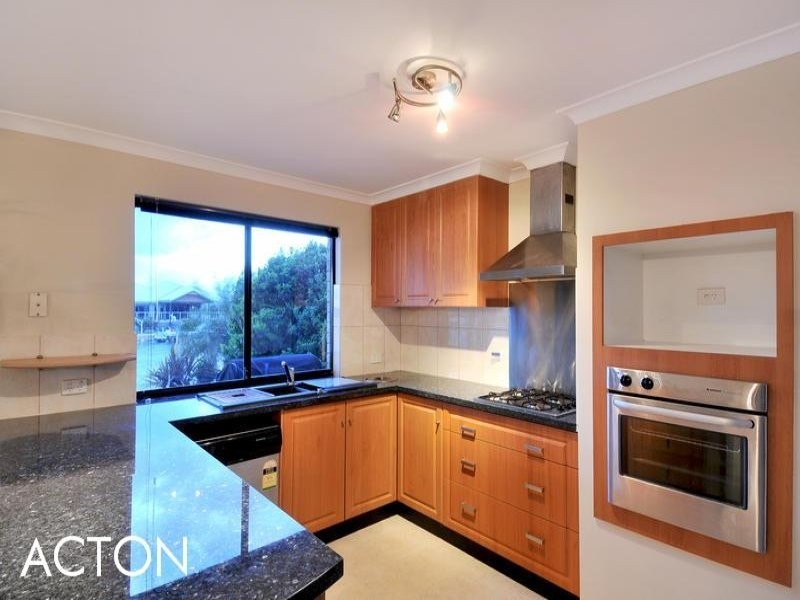 34 Darwin Terrace, Mandurah WA 6210