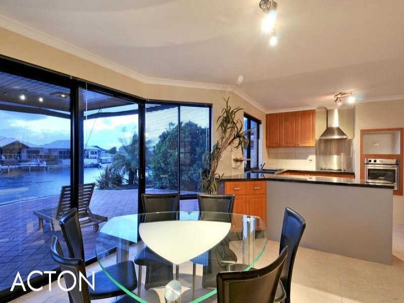 34 Darwin Terrace, Mandurah WA 6210