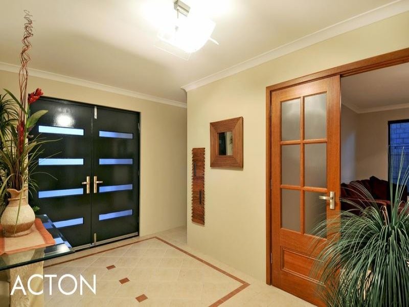 34 Darwin Terrace, Mandurah WA 6210