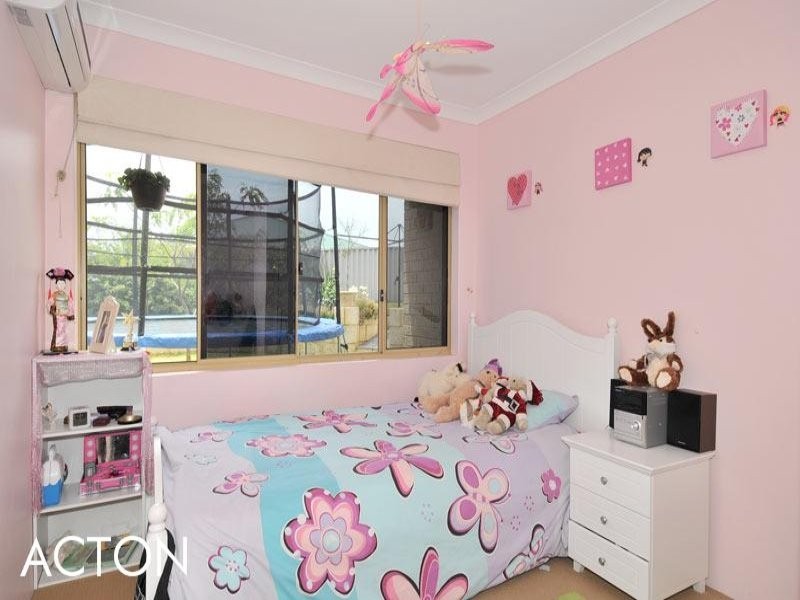 12 Carnoustie Gardens, Meadow Springs WA 6210