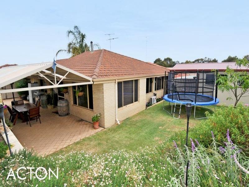 12 Carnoustie Gardens, Meadow Springs WA 6210