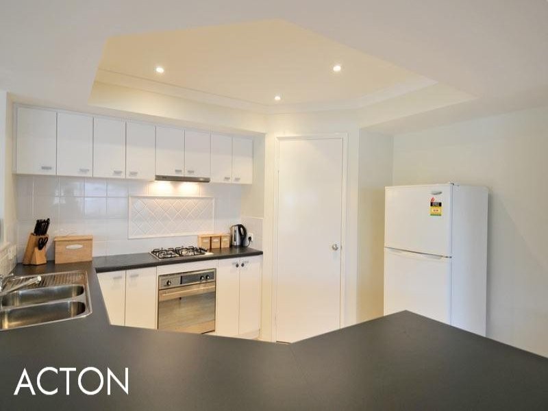 74 Northport Boulevard, Wannanup WA 6210