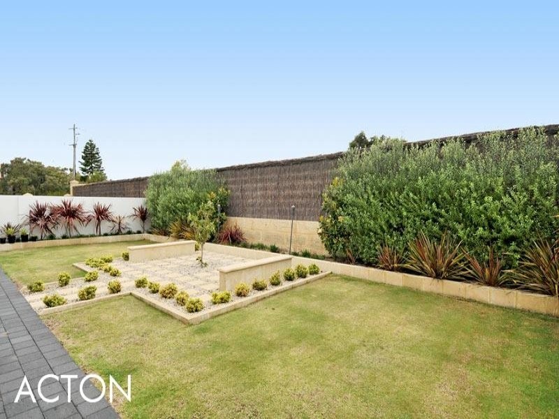 74 Northport Boulevard, Wannanup WA 6210