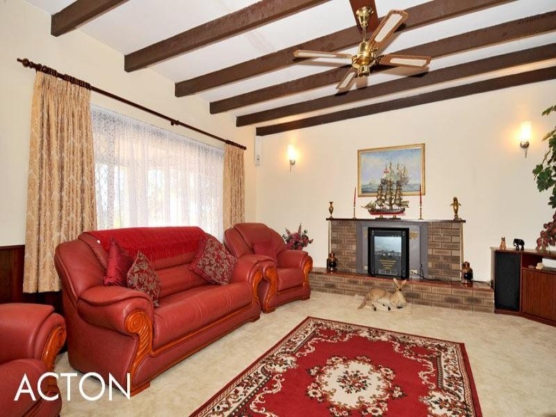 6 Ninda Close, Coodanup WA 6210