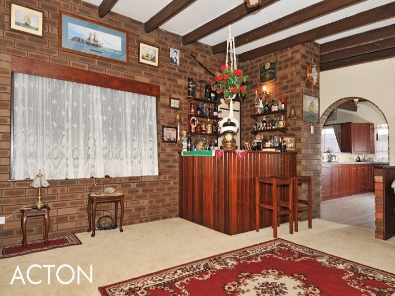 6 Ninda Close, Coodanup WA 6210