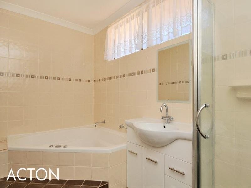 6 Ninda Close, Coodanup WA 6210