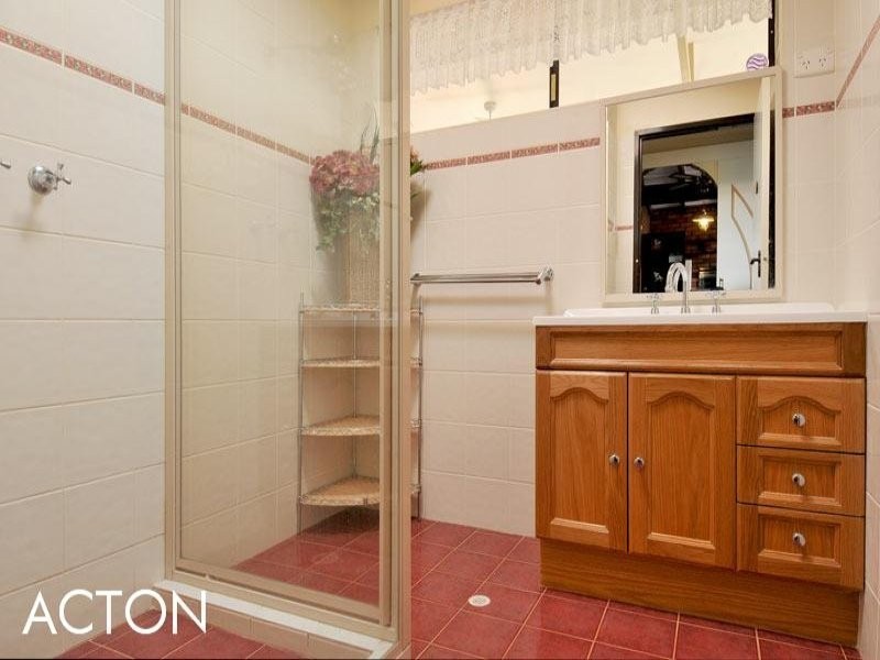 6 Ninda Close, Coodanup WA 6210