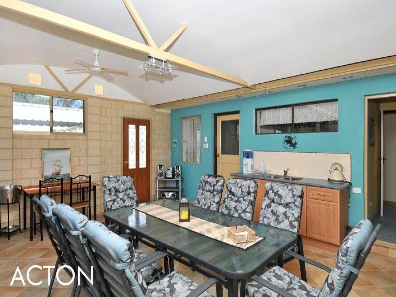 6 Ninda Close, Coodanup WA 6210