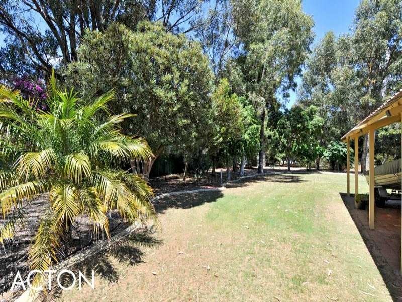 6 Queenscliff Rise, Greenfields WA 6210