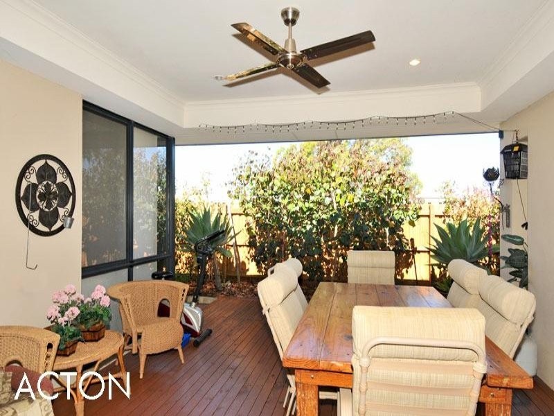 6 Guilderton Close, Erskine WA 6210