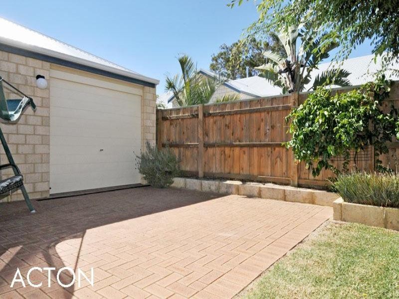 6 Guilderton Close, Erskine WA 6210