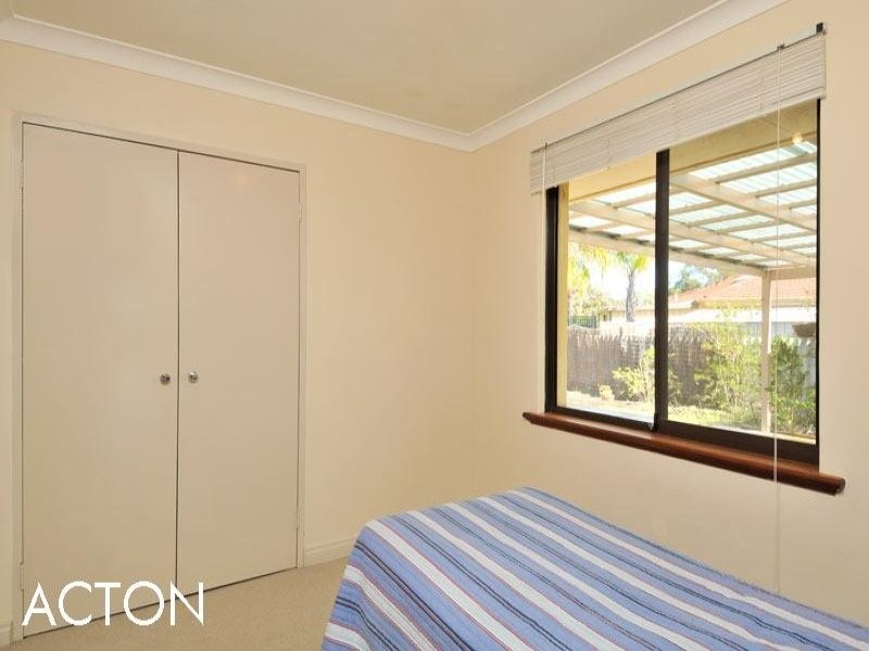 20 Jacaranda Drive, North Yunderup WA 6208