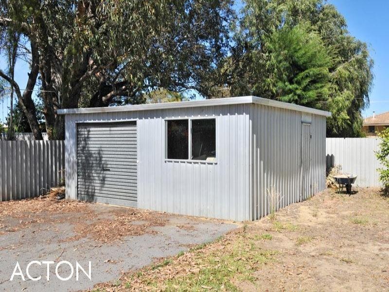 20 Jacaranda Drive, North Yunderup WA 6208