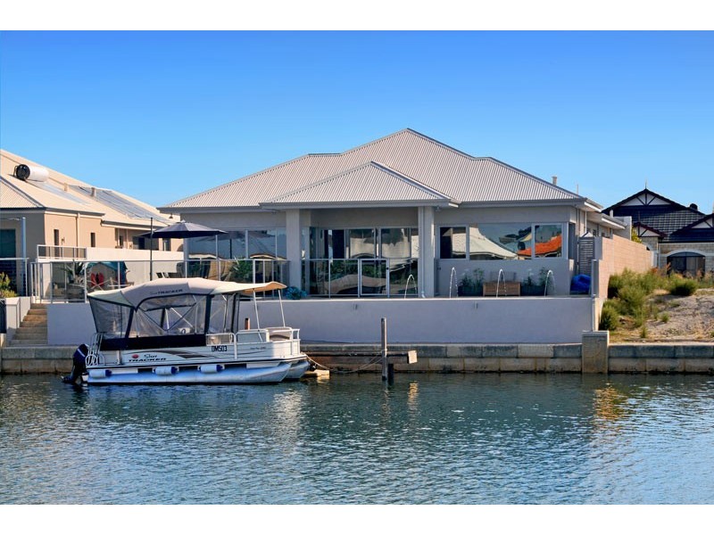 37 Erins Isle, Dudley Park WA 6210