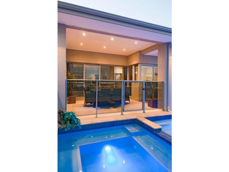 37 Erins Isle, Dudley Park WA 6210